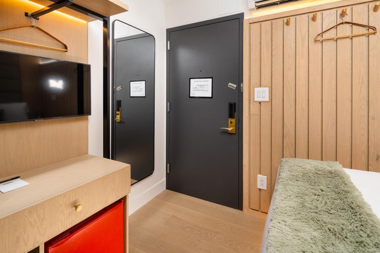 Little Charlie Hotel Нью-Йорк Екстер'єр фото