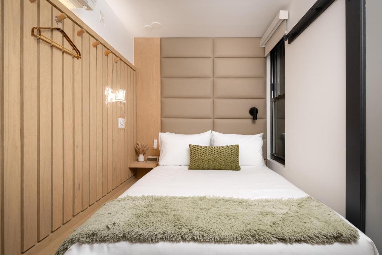 Little Charlie Hotel Нью-Йорк Екстер'єр фото