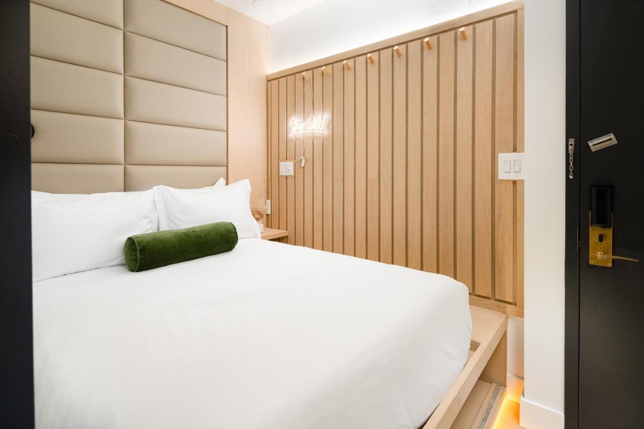 Little Charlie Hotel Нью-Йорк Екстер'єр фото